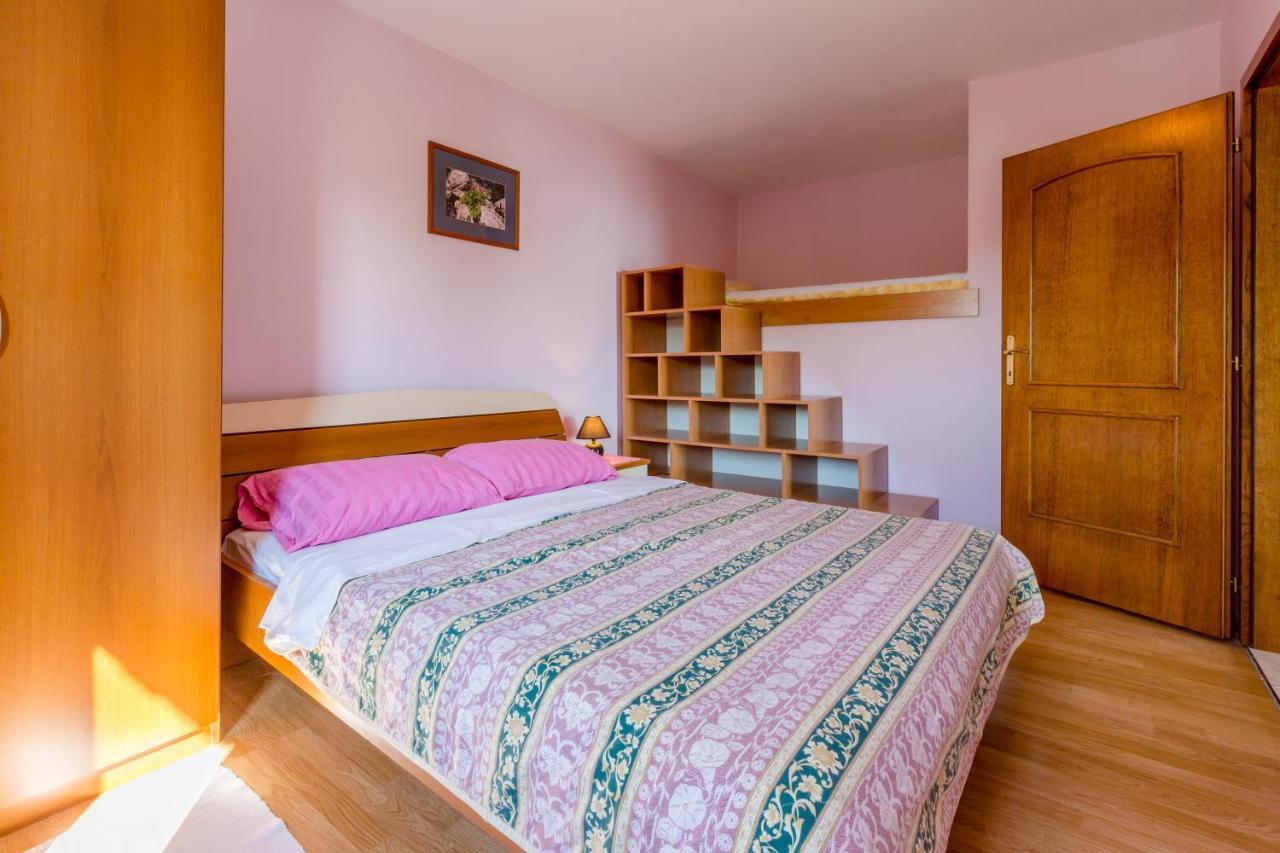 Apartmani Rino Dramalj Exterior foto